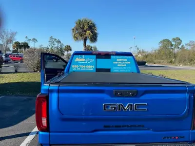 Vehicle Graphics Photo